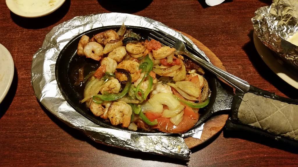 EL Jaripeo | restaurant | 30 East Washington Pointe Dr, Indianapolis, IN 46229, USA | 3178983921 OR +1 317-898-3921