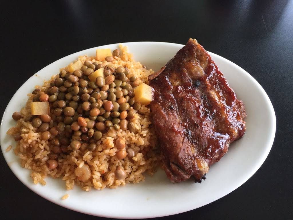 La Brasa Grill & Restaurant | restaurant | 133 Hanover St, Meriden, CT 06451, USA | 2032356333 OR +1 203-235-6333