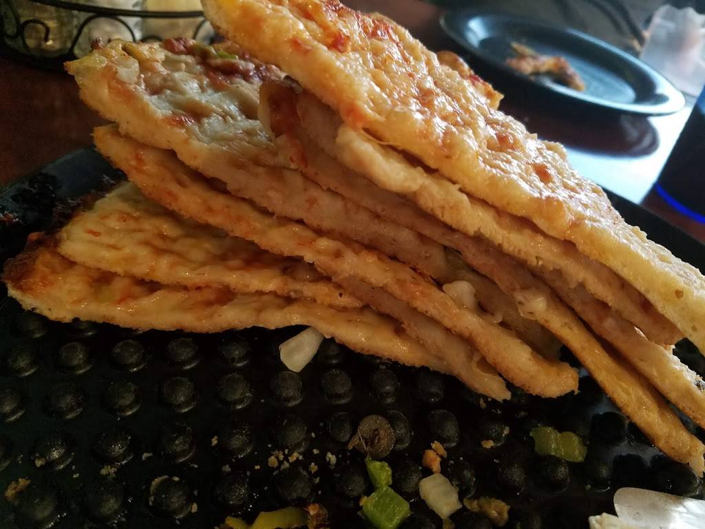 Ginos Pizza & Spaghetti House | meal delivery | 86 Fayette Town Center, Fayetteville, WV 25840, USA | 3045742604 OR +1 304-574-2604