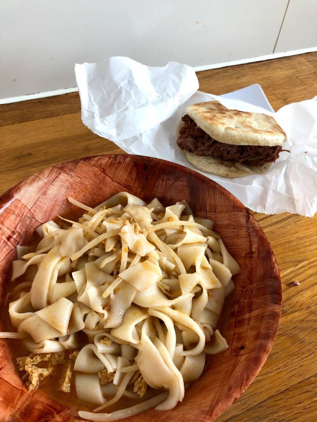 Chinger | restaurant | 83-02 Broadway, Queens, NY 11373, USA | 7185026668 OR +1 718-502-6668