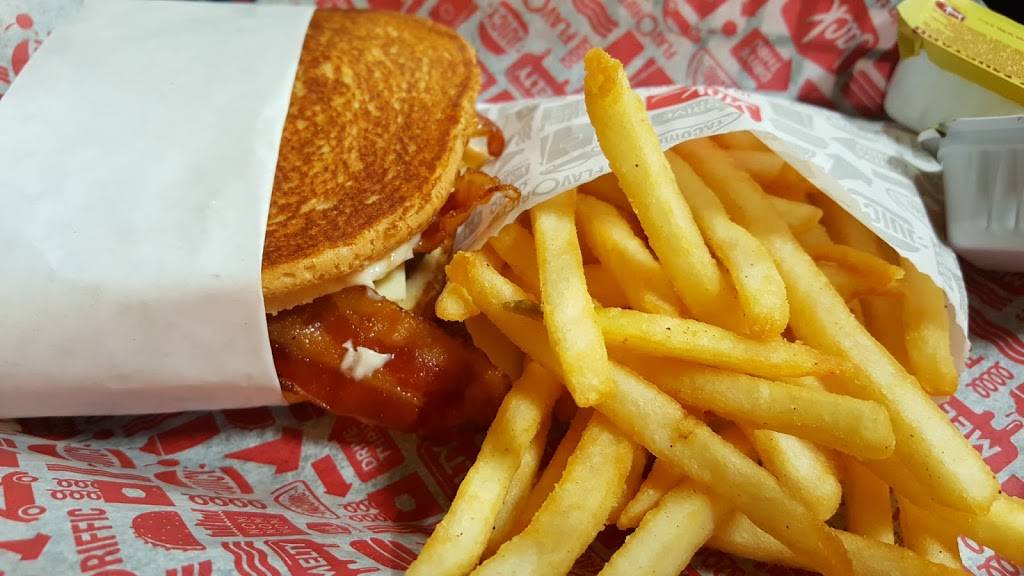 Jack in the Box | restaurant | 3801 Murphy Canyon Rd, San Diego, CA 92123, USA | 8584671421 OR +1 858-467-1421