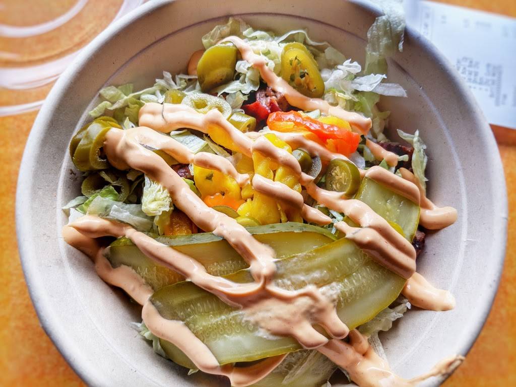 Harveys | restaurant | 6620 Finch Ave W, Etobicoke, ON M9V 5H7, Canada | 4167457500 OR +1 416-745-7500