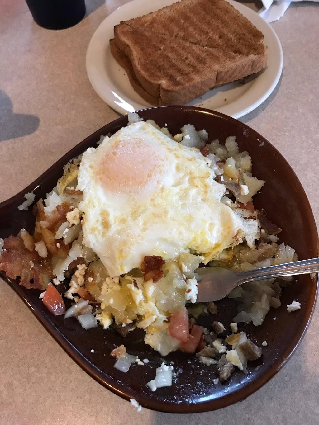 City Limits Diner and Pancake House | restaurant | 114 W Logan St, Tecumseh, MI 49286, USA | 5174239333 OR +1 517-423-9333