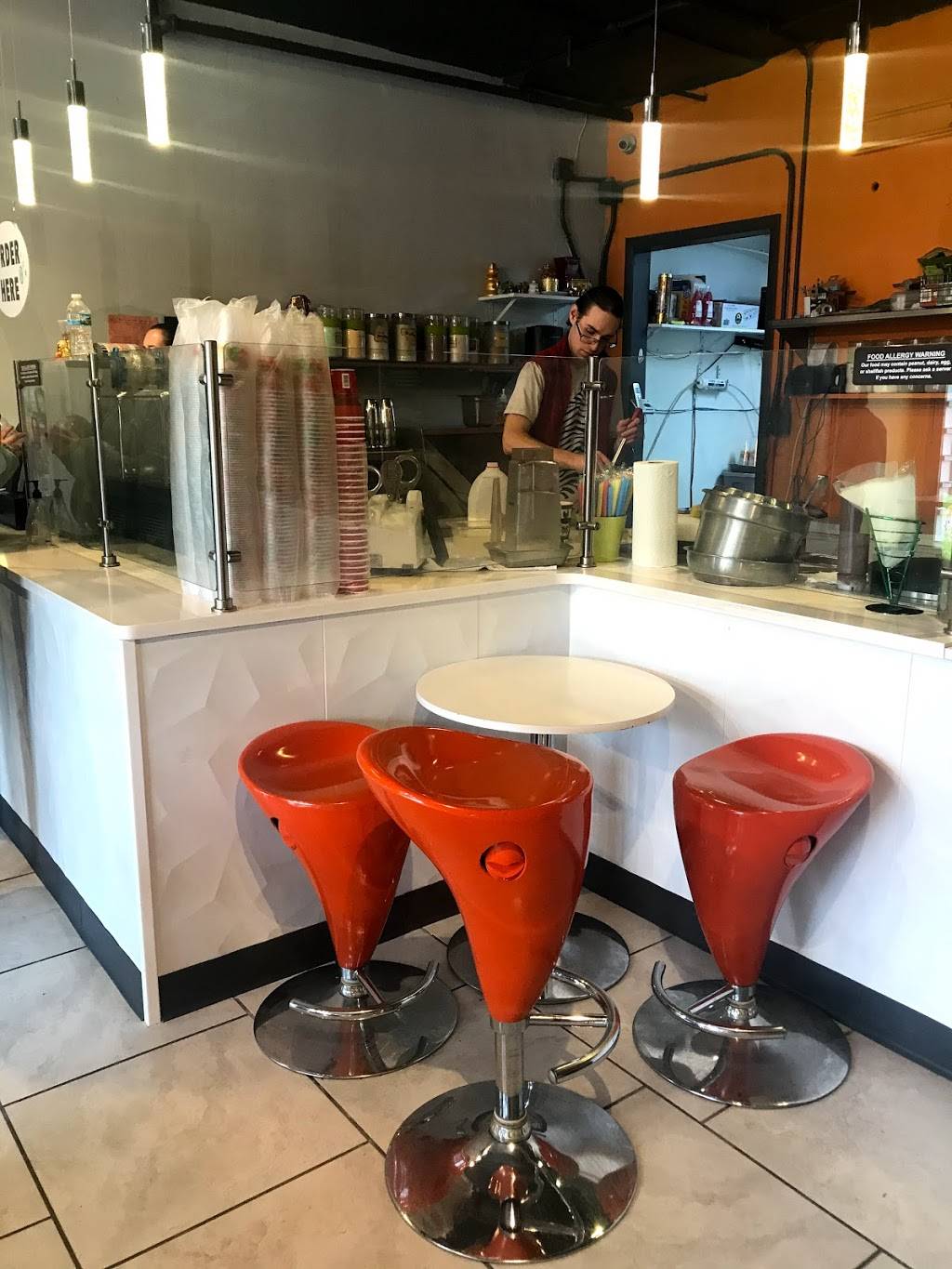 Youmi Crepes | cafe | 823 Broad Ripple Ave, Indianapolis, IN 46220, USA | 3172532388 OR +1 317-253-2388