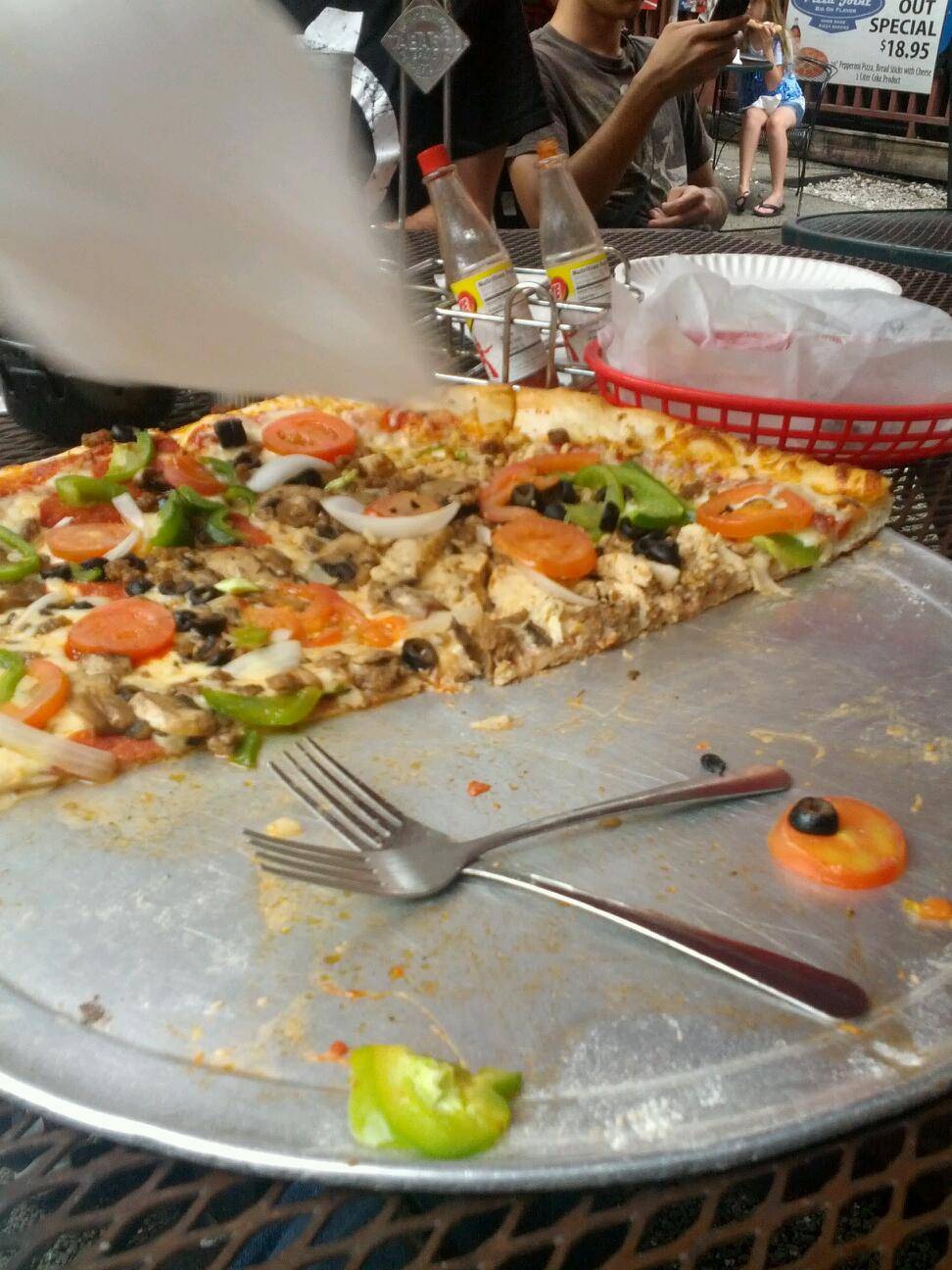 The Pizza Joint | meal delivery | 1245 Broad St, Augusta, GA 30901, USA | 7067740037 OR +1 706-774-0037