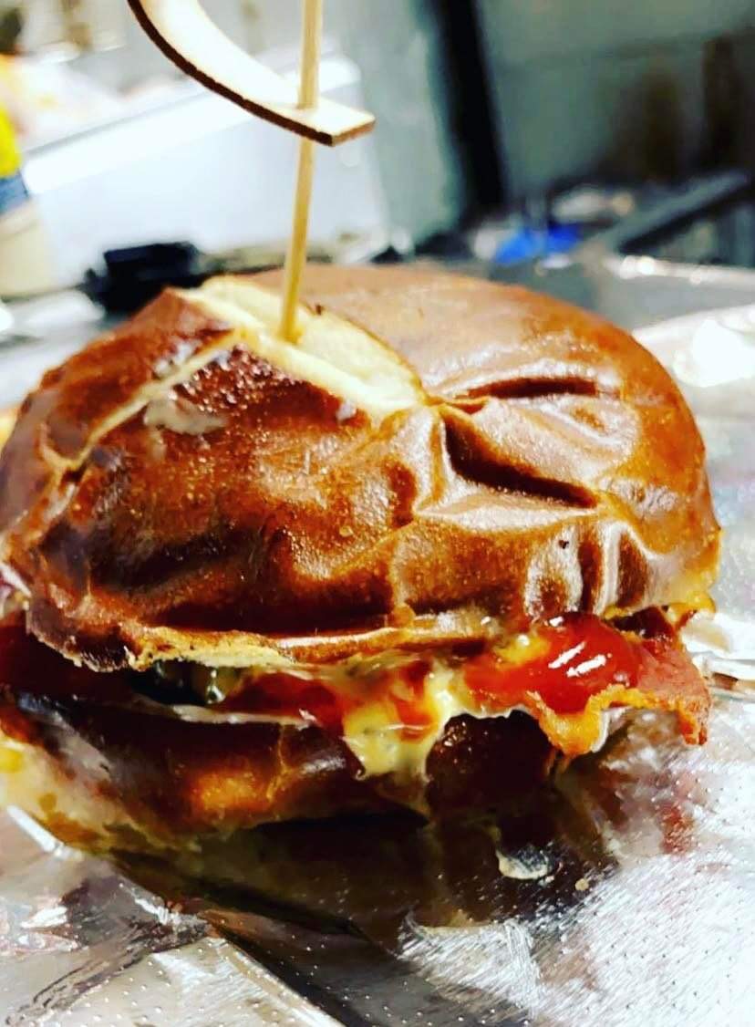 Jazzy’s soul food /Hispanic buffet restaurant | restaurant | 658 Riverside Dr, Johnson City, NY 13790, USA | 5169463606 OR +1 516-946-3606