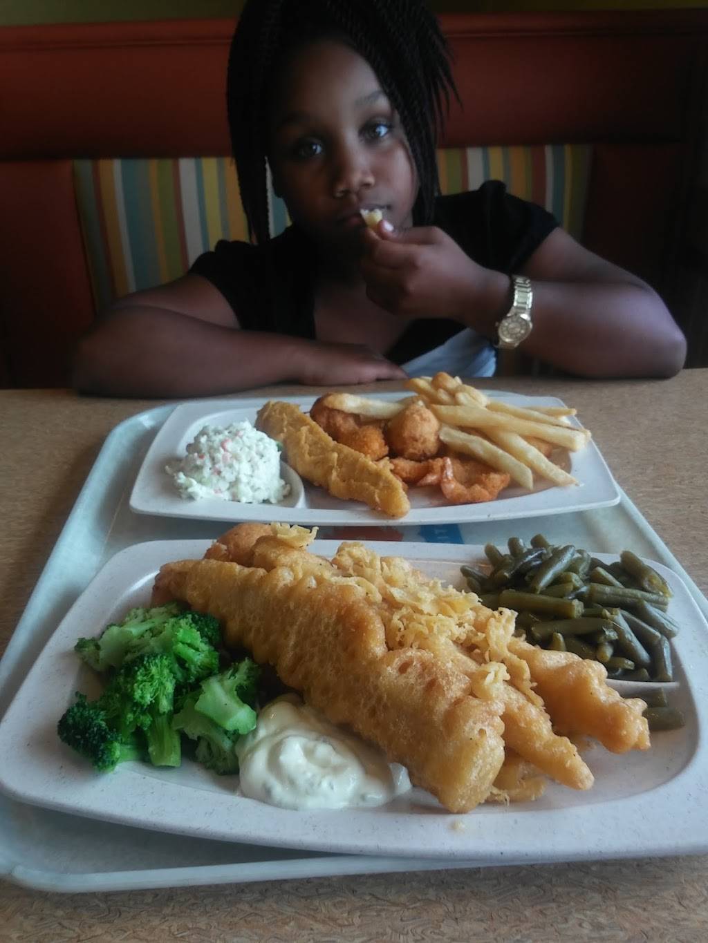 Captain Ds | restaurant | 2062 Main St N, Jacksonville, FL 32206, USA | 9043562707 OR +1 904-356-2707