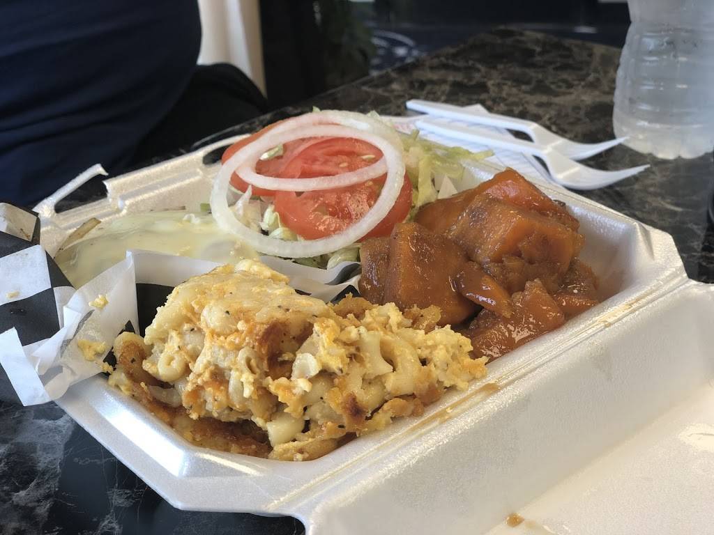 Nikkis Take-out & Catering | restaurant | 3911 Market St, Youngstown, OH 44512, USA | 2342548845 OR +1 234-254-8845