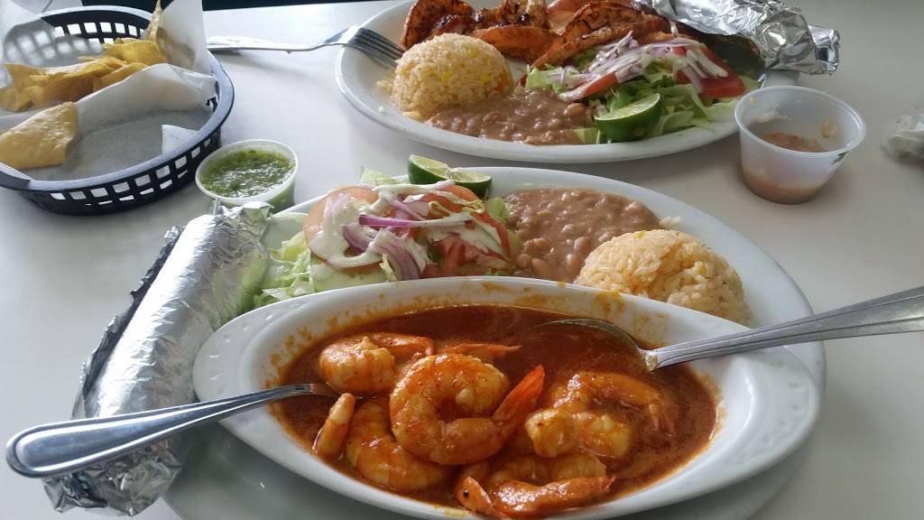 Mi Lindo Nayarit Restaurant | restaurant | 638 Williams Rd, Salinas, CA 93905, USA | 8317831105 OR +1 831-783-1105