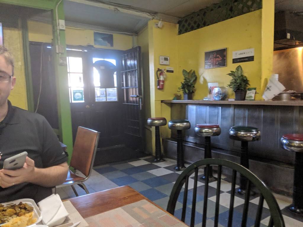 One Stop Jerk Center Jamaican | restaurant | 2108 N Howard Ave, Tampa, FL 33607, USA | 8132589099 OR +1 813-258-9099