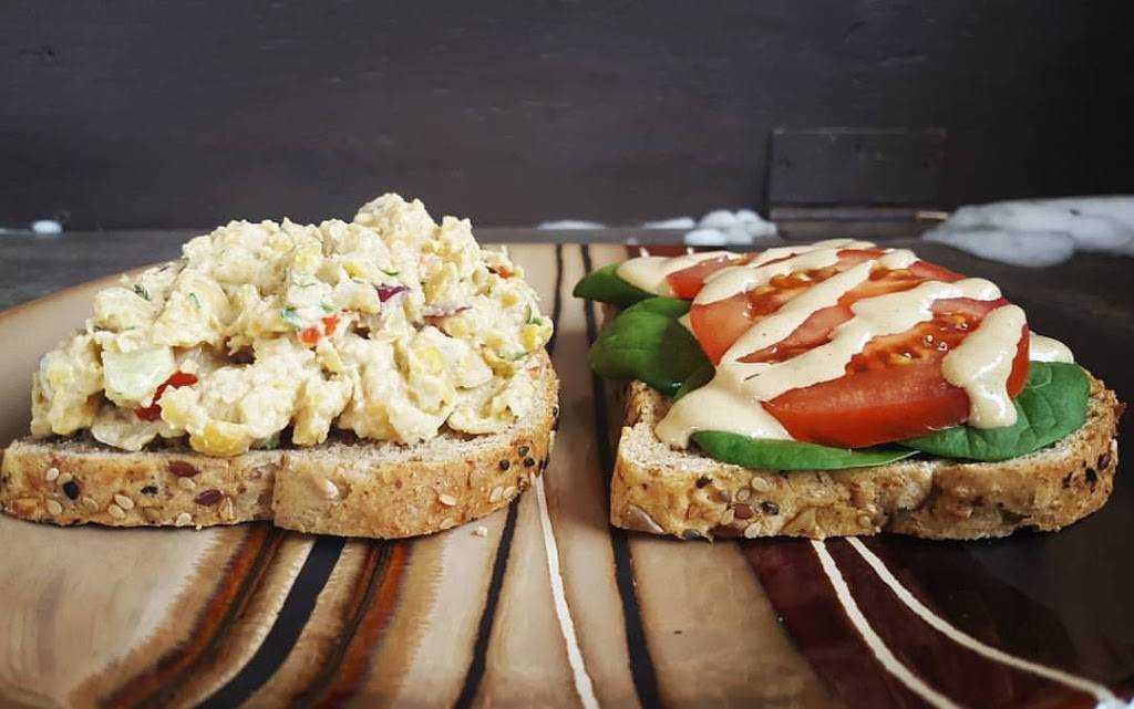 Chloes Clean Cuisine | restaurant | 1225 US-206 Suite 16, Princeton, NJ 08540, USA | 9085520115 OR +1 908-552-0115