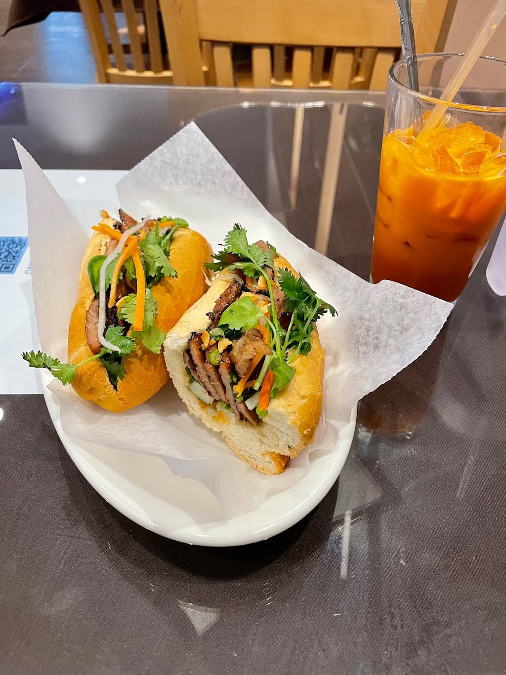 Pho Saigon Pearl | restaurant | 950 S George Mason Dr Ste 116, Arlington, VA 22204, USA | 7037179191 OR +1 703-717-9191