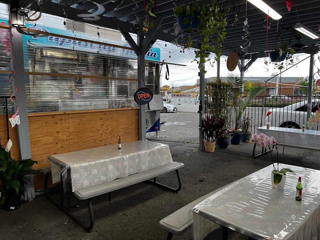 Pupuseria Garcia | restaurant | 505 Paradise Rd, Modesto, CA 95351, USA | 2092475141 OR +1 209-247-5141