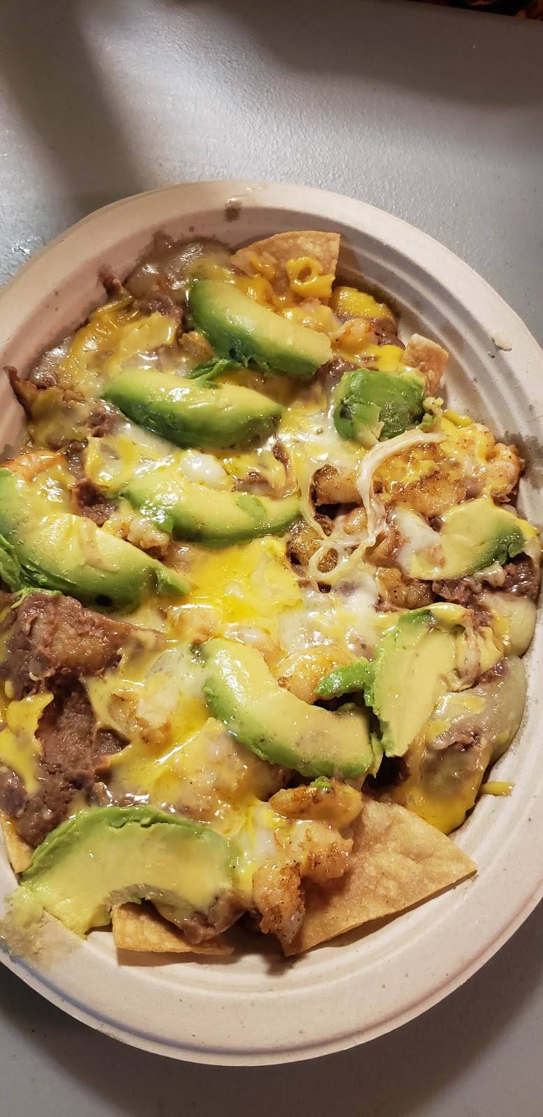 Las Islas Marias | restaurant | 522 SW Military Dr, San Antonio, TX 78221, USA | 2109227777 OR +1 210-922-7777