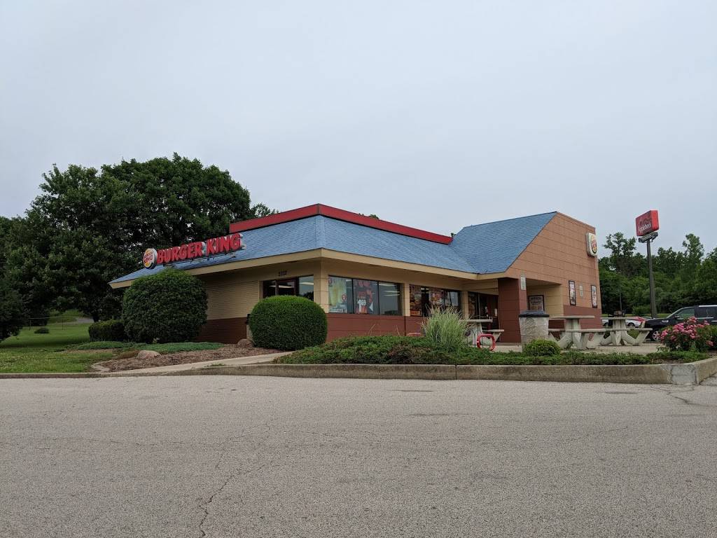 Burger King | restaurant | 2022 Beltline Rd, Collinsville, IL 62234, USA | 6183449096 OR +1 618-344-9096