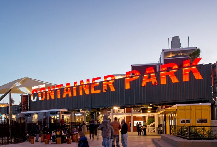 MobPie | restaurant | 707 E Fremont St #1310, Las Vegas, NV 89101, USA | 7022961932 OR +1 702-296-1932