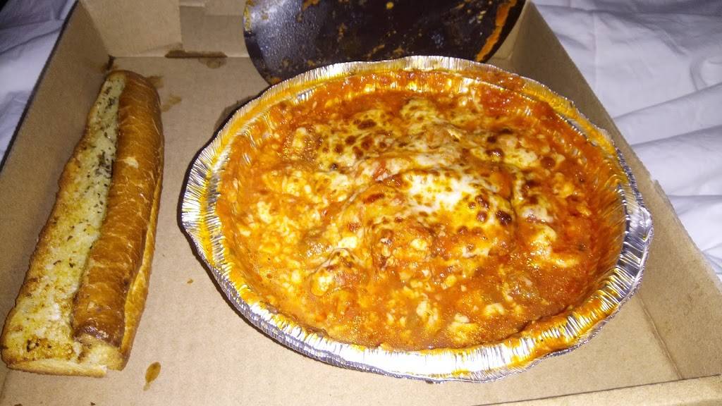 Romios Pizza & Pasta | restaurant | 2801 Western Ave E, Seattle, WA 98121, USA | 2062845420 OR +1 206-284-5420