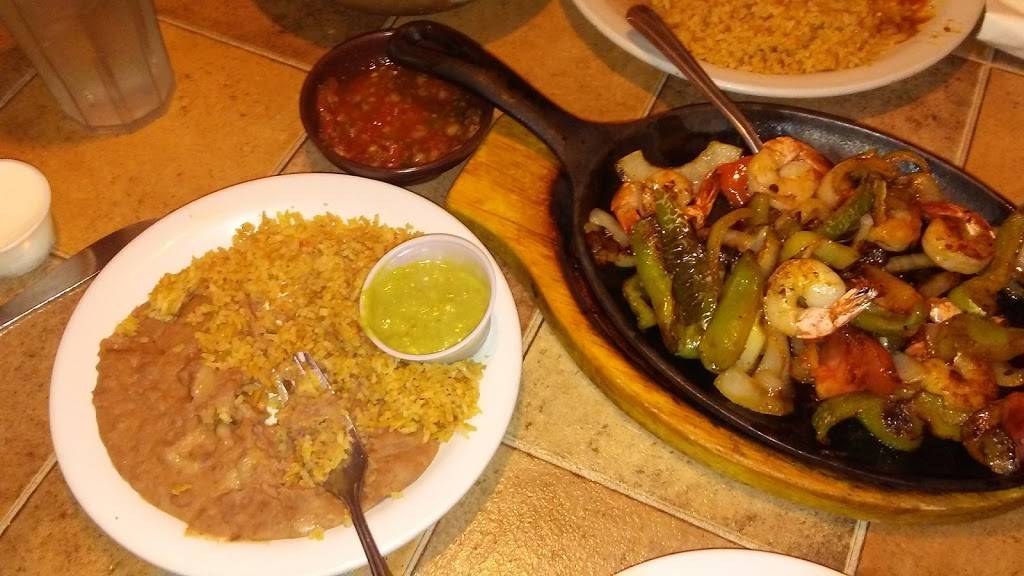 Franciscos | restaurant | 2280 Myers St, Oroville, CA 95966, USA | 5305343511 OR +1 530-534-3511