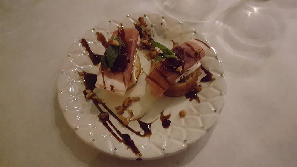 Sinatras Ristorante | restaurant | 355 Cassadaga Rd, Lake Helen, FL 32744, USA | 3862183806 OR +1 386-218-3806