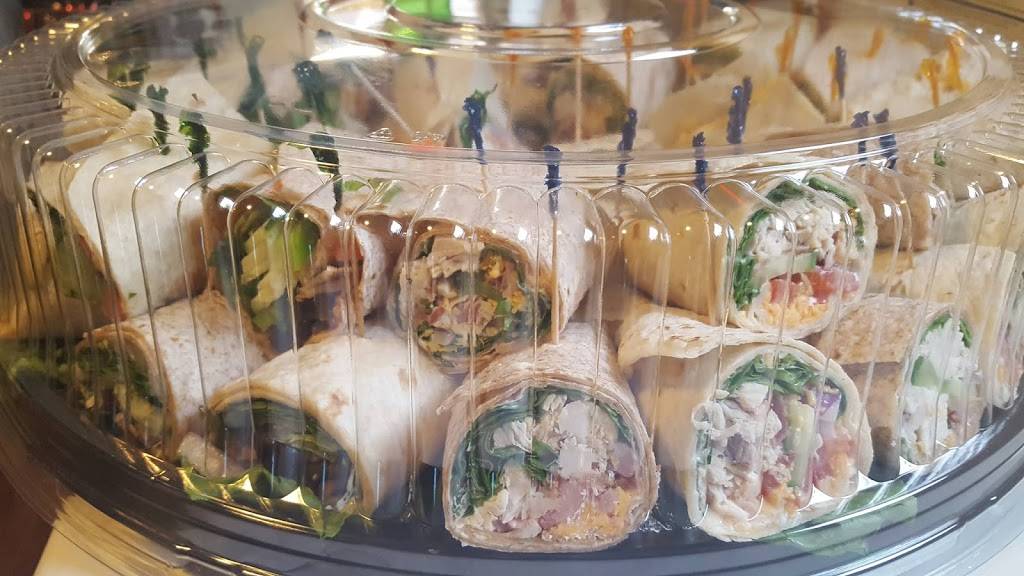 Juiced Smoothie Bar | restaurant | 108 Cherry Ave, Chardon, OH 44024, USA | 4402263201 OR +1 440-226-3201