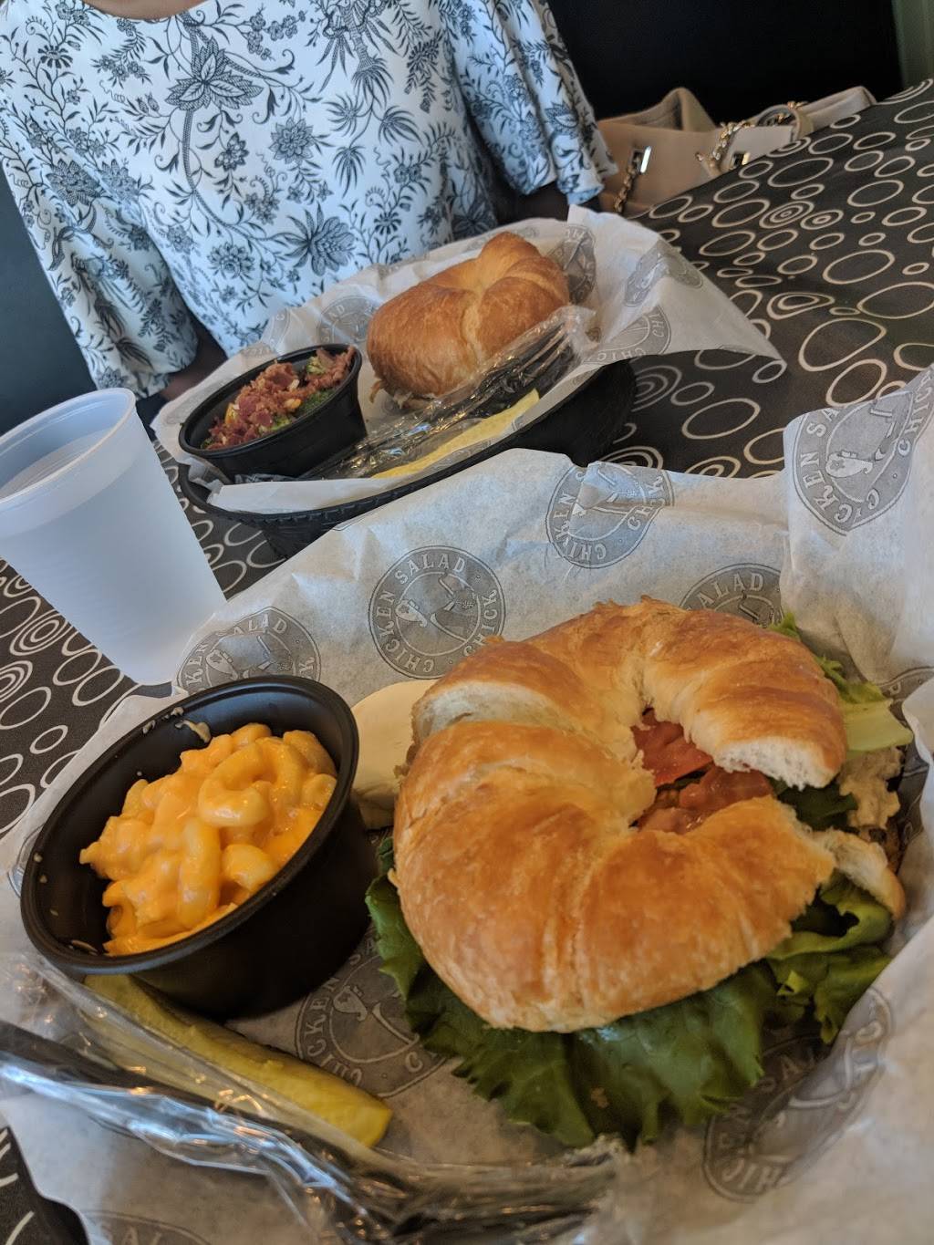 Chicken Salad Chick | restaurant | 3604 Pelham Rd, Greenville, SC 29615, USA | 8643193224 OR +1 864-319-3224