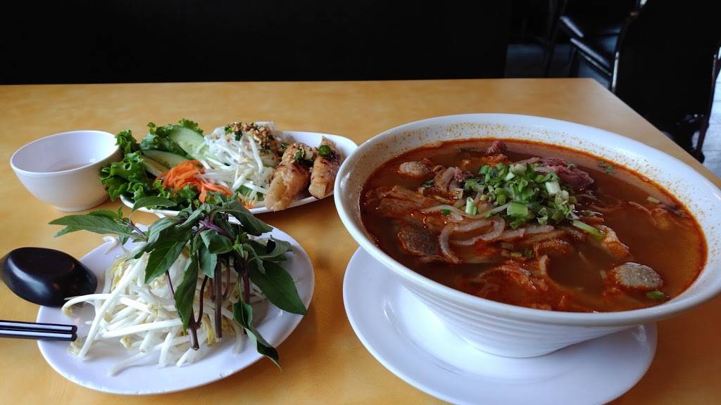 Kim Po Vietnamese Cuisine | restaurant | 58 Redlea Ave, Scarborough, ON M1V 0B7, Canada | 4163212255 OR +1 416-321-2255