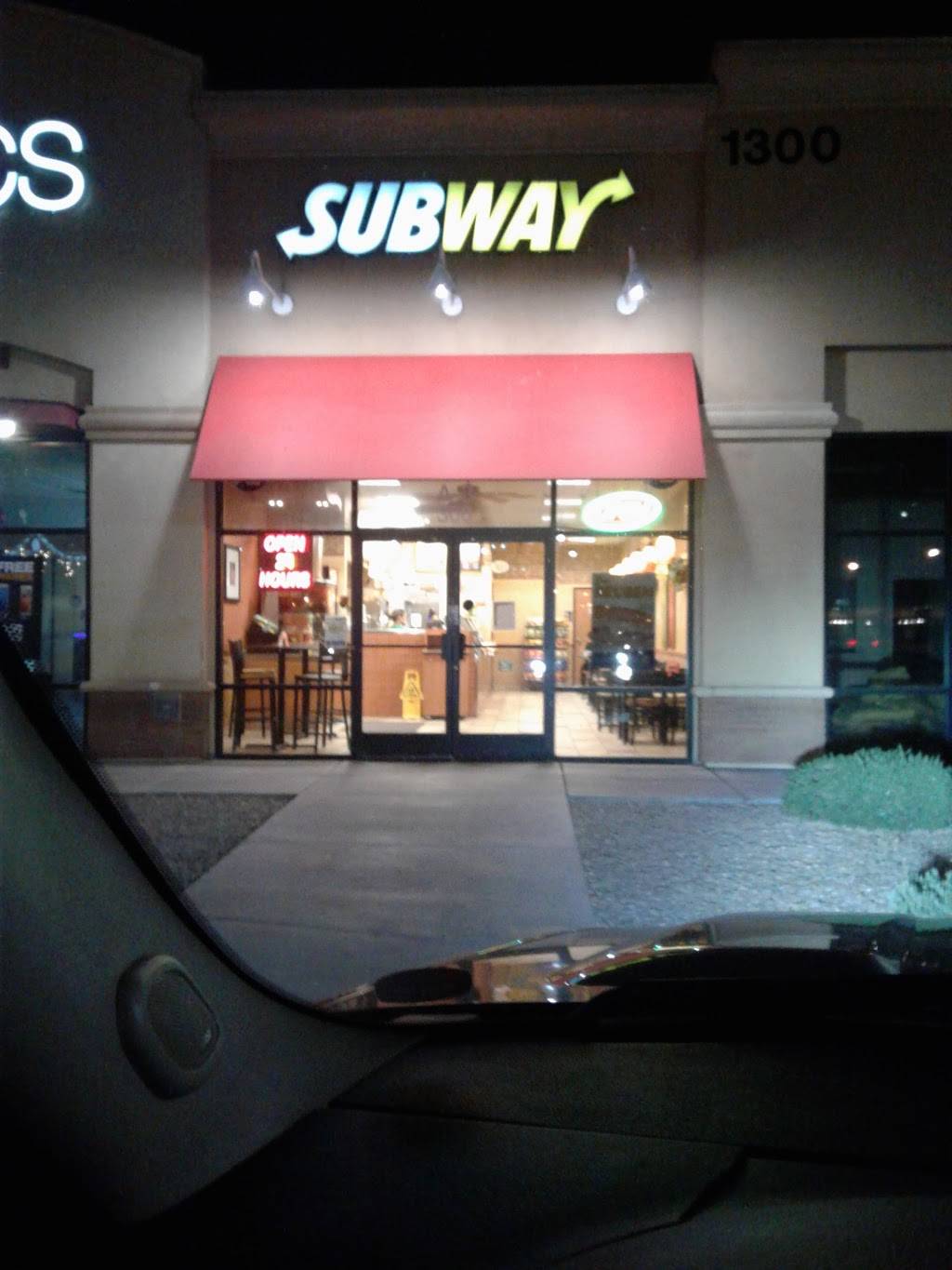 Subway | restaurant | 1300 S Lamb Blvd, Las Vegas, NV 89104, USA | 7024320894 OR +1 702-432-0894