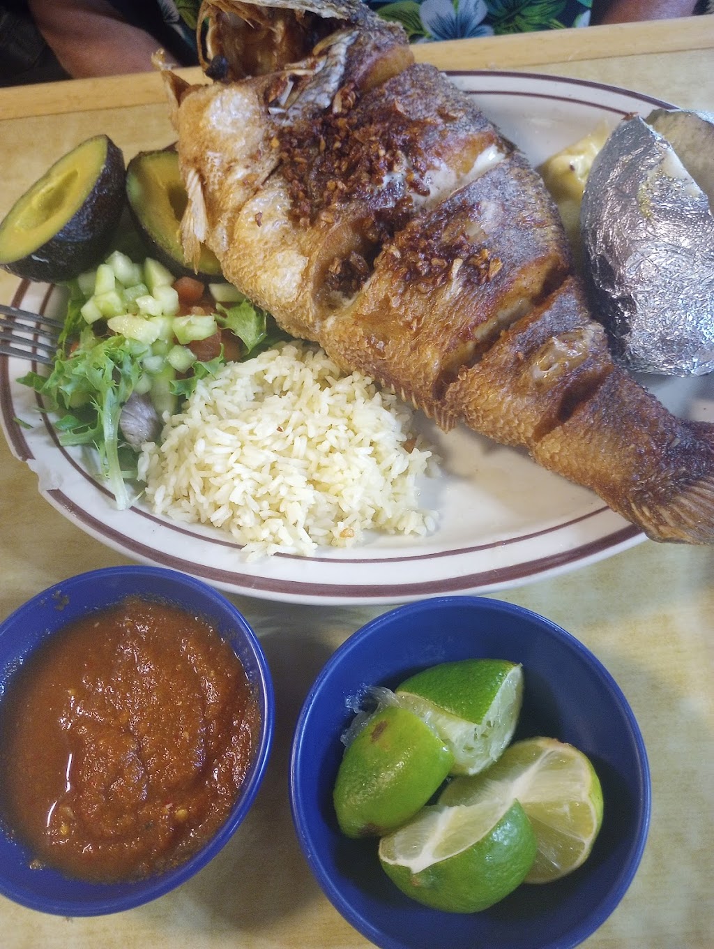 Cocteles Mazatlan Restaurant El Paso | restaurant | 7921 N Loop Dr, El Paso, TX 79915, USA | 9155907242 OR +1 915-590-7242