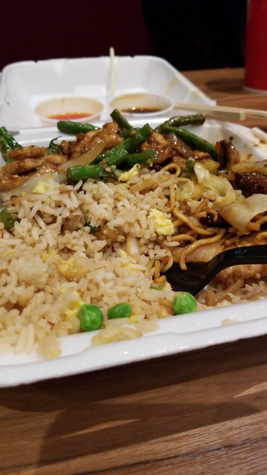 Panda Express | meal takeaway | 2371 Foothill Blvd, La Verne, CA 91750, USA | 9093928828 OR +1 909-392-8828