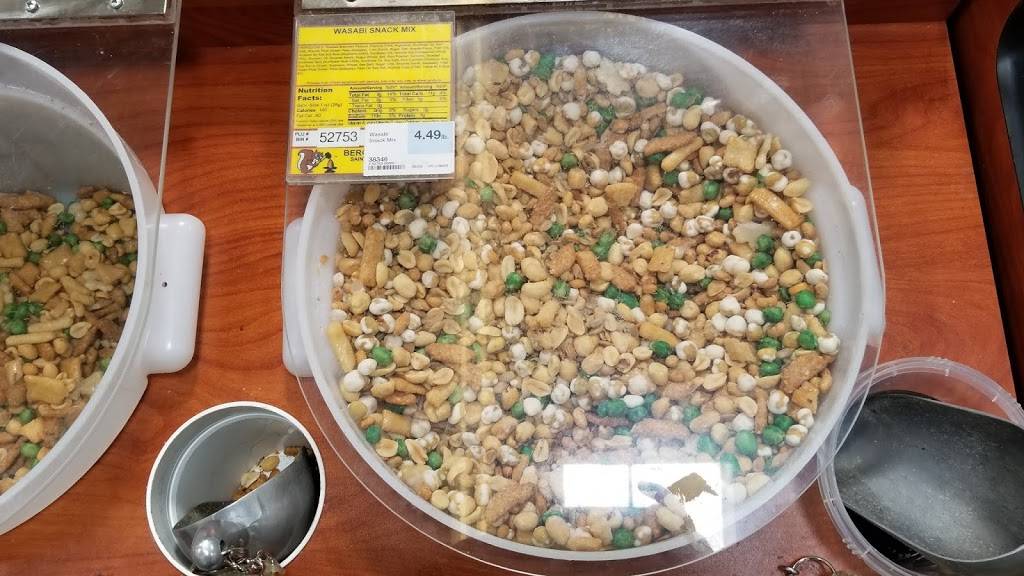 Hy-Vee Market Grille Express | restaurant | 8501 W 95th St, Overland Park, KS 66212, USA | 9136520427 OR +1 913-652-0427