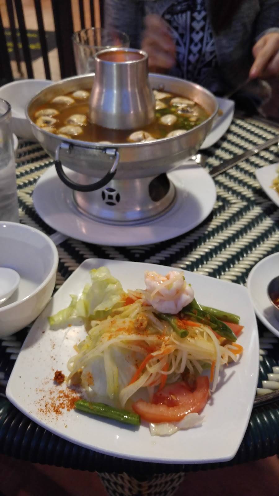 Bangkok noodles | restaurant | 35911 Date Palm Dr, Cathedral City, CA 92234, USA | 7603243533 OR +1 760-324-3533