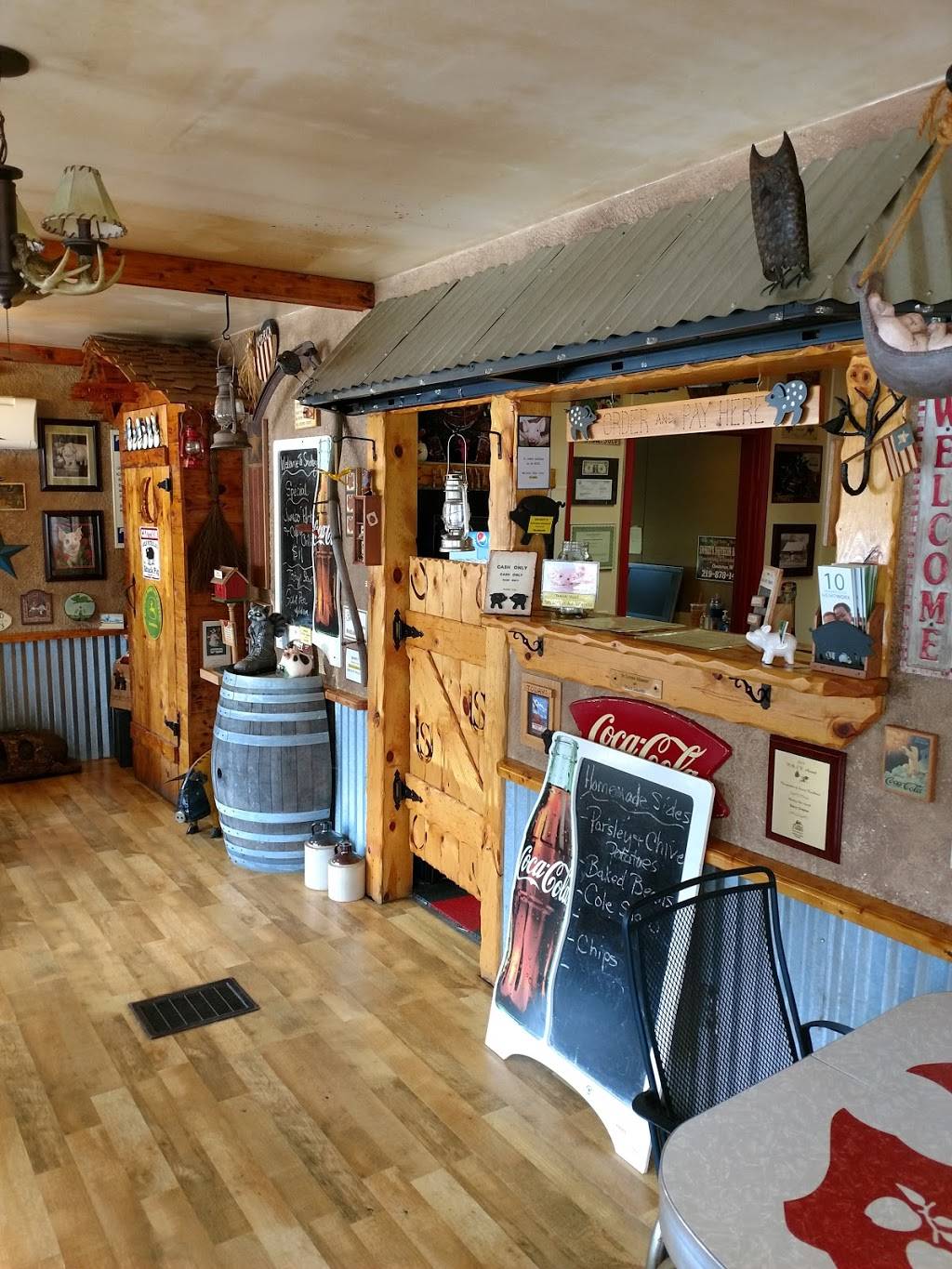 Smokeys Southern Barbeque | restaurant | 375 Hwy 20, Chesterton, IN 46304, USA | 2198781418 OR +1 219-878-1418