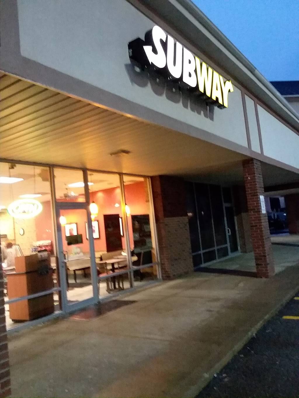 Subway | restaurant | 1065 N Court St Unit B, Medina, OH 44256, USA | 3307227827 OR +1 330-722-7827