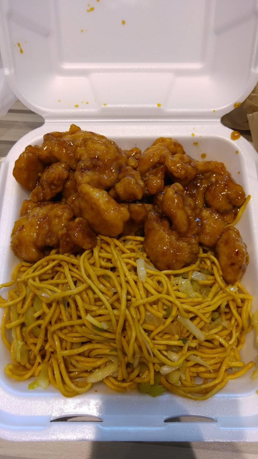 Panda Express | restaurant | 5221 Gullen Mall, Detroit, MI 48202, USA | 3135770997 OR +1 313-577-0997