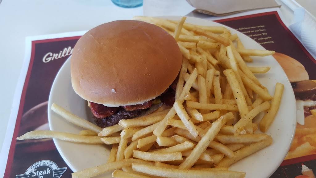 Steak n Shake | restaurant | 7929 E Division St, Evansville, IN 47715, USA | 8124751400 OR +1 812-475-1400