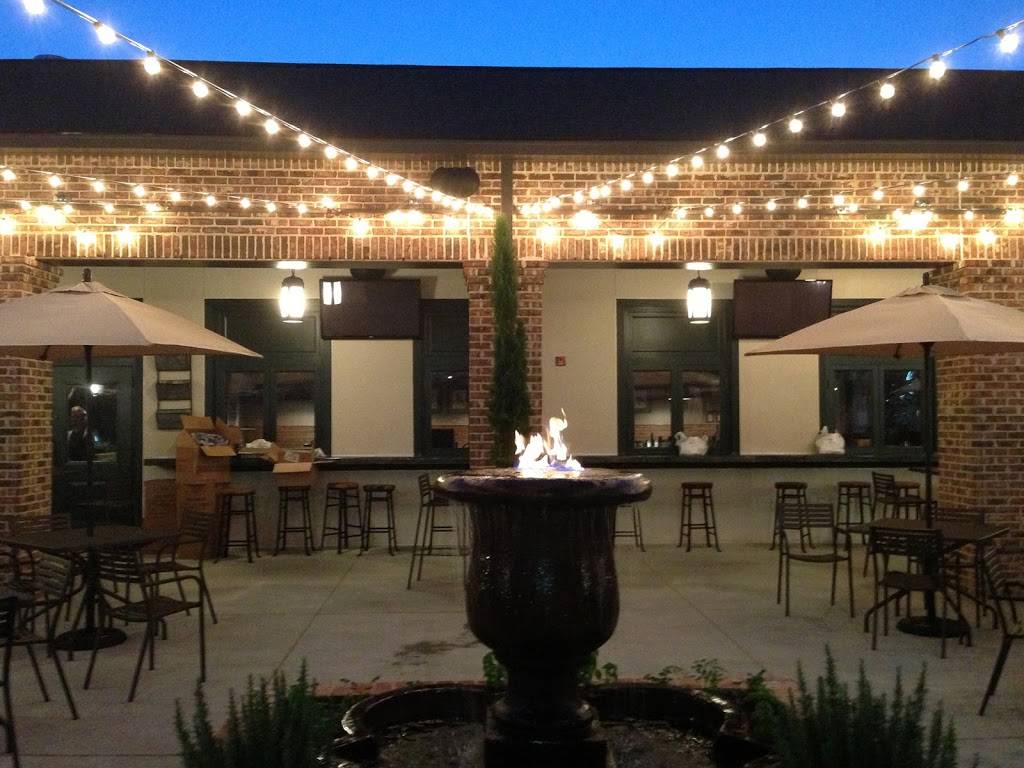 Patio 44 Hattiesburg | restaurant | 3822 W 4th St, Hattiesburg, MS 39402, USA | 6016026907 OR +1 601-602-6907