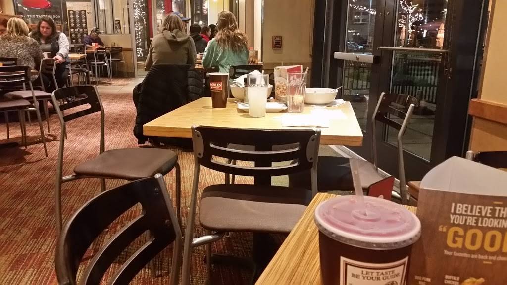 Noodles and Company | restaurant | 342 Yorktown Shopping Center, Lombard, IL 60148, USA | 6306209080 OR +1 630-620-9080