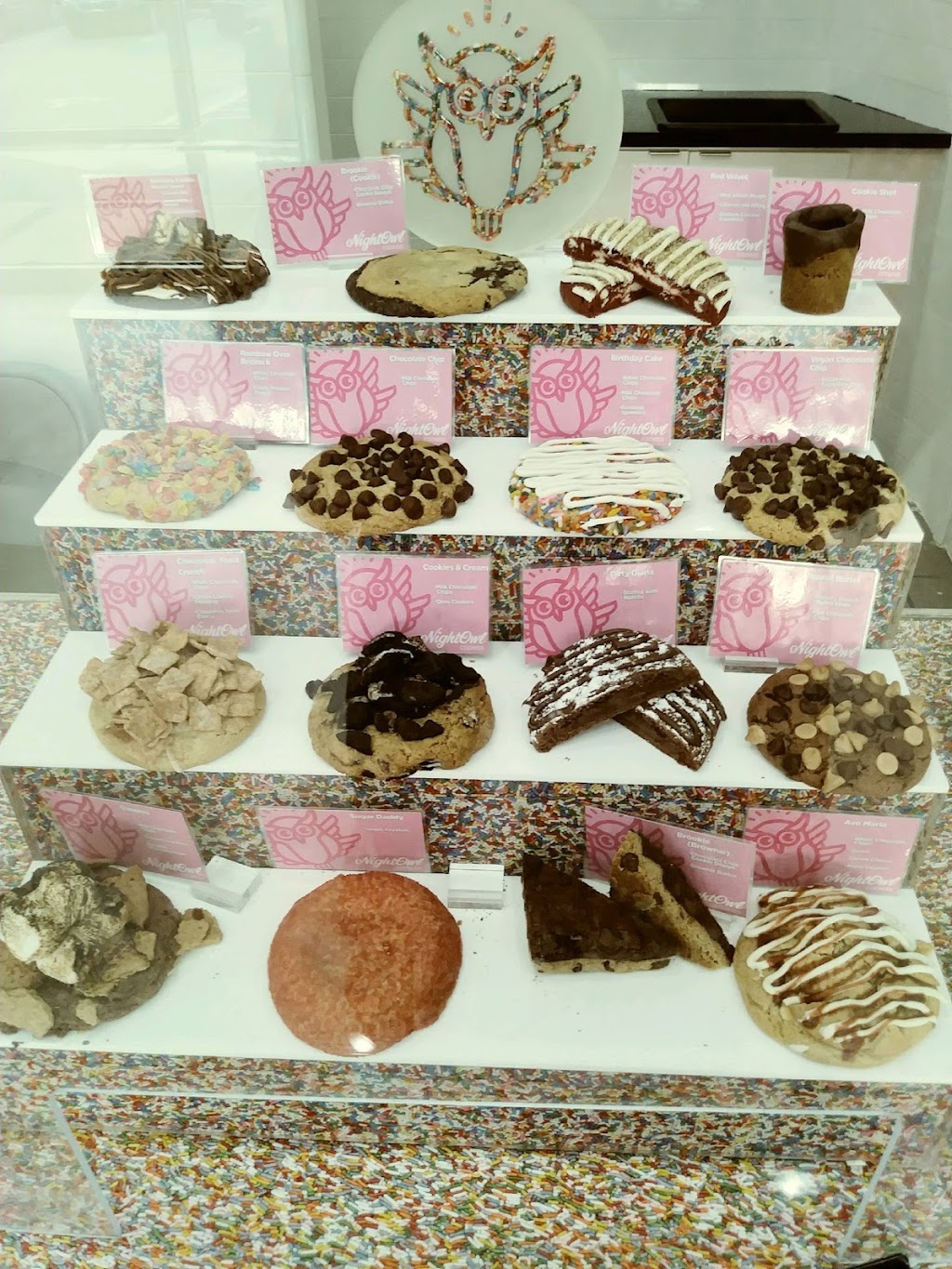 Night Owl Cookies | restaurant | 13505 Biscayne Blvd, North Miami Beach, FL 33181, USA | 7865659125 OR +1 786-565-9125