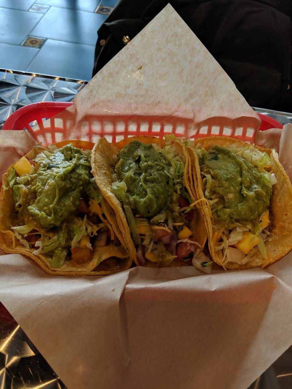 California Burritos | restaurant | 2 Cellu Dr, Nashua, NH 03063, USA | 6034176151 OR +1 603-417-6151