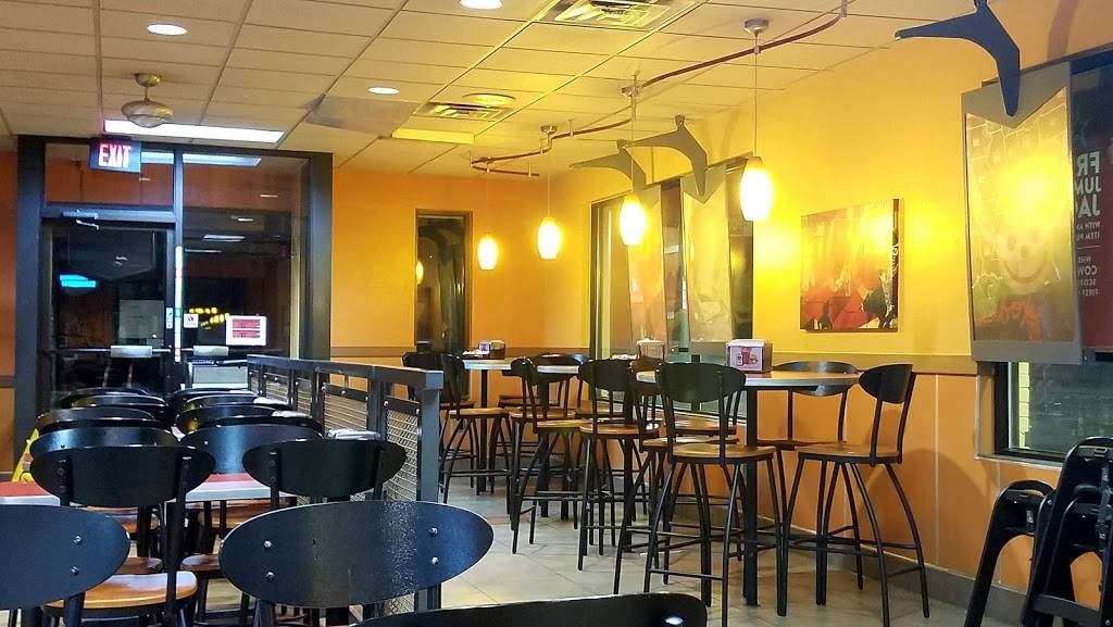 Jack in the Box | restaurant | 7260 N Stemmons Fwy, Dallas, TX 75247, USA | 2146375758 OR +1 214-637-5758