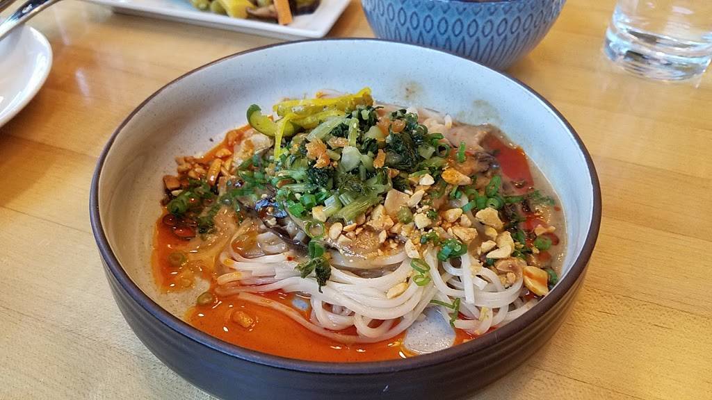 The Honey Paw | restaurant | 78 Middle St, Portland, ME 04101, USA | 2077748538 OR +1 207-774-8538