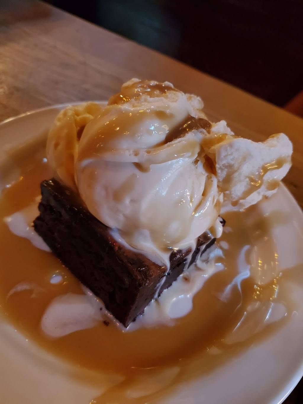 McMenamins Rock Creek Tavern | restaurant | 10000 NW Old Cornelius Pass Rd, Hillsboro, OR 97124, USA | 5036453822 OR +1 503-645-3822