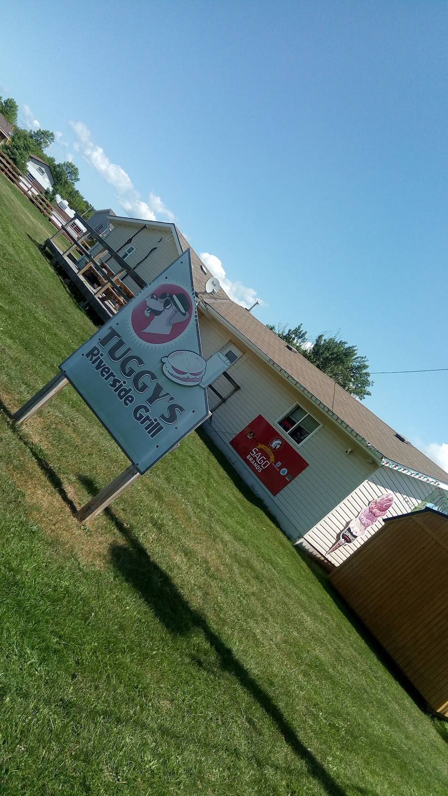 Tuggys Restaurant Smoke Shop | restaurant | 124 ON-21, Southampton, ON N0H 2L0, Canada | 5197972066 OR +1 519-797-2066