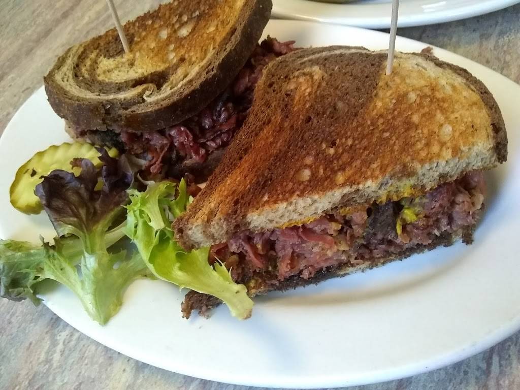 The Meadow Brook Restaurant & Functions | restaurant | 1486 Main St, Hanson, MA 02341, USA | 7812937900 OR +1 781-293-7900