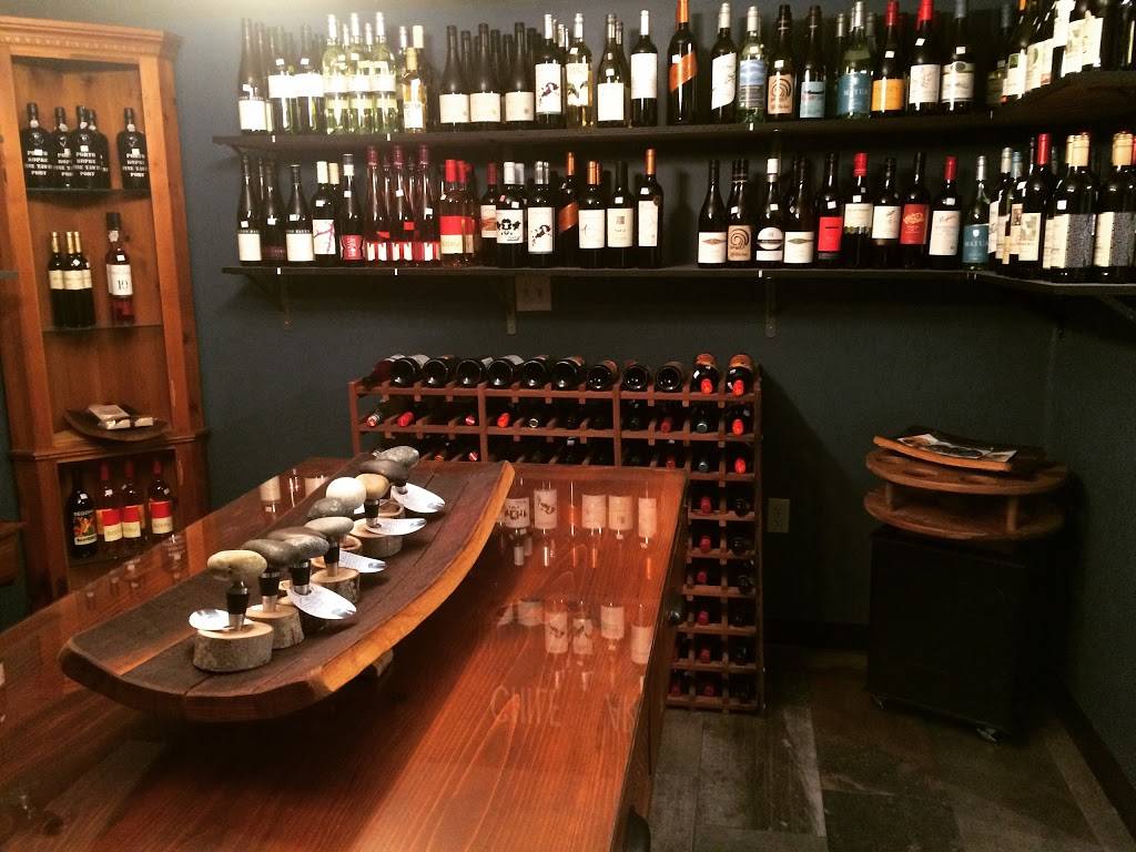 The Ogunquit Wine Cellar | restaurant | 59 Shore Rd, Ogunquit, ME 03907, USA | 2072169075 OR +1 207-216-9075