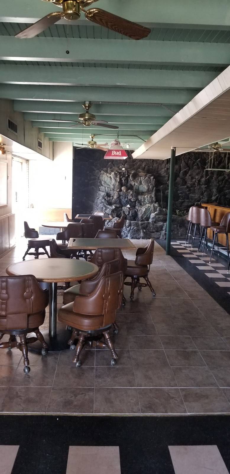 N.E. Bar & Grill | restaurant | 8739 Dyer St, El Paso, TX 79904, USA | 9152834493 OR +1 915-283-4493