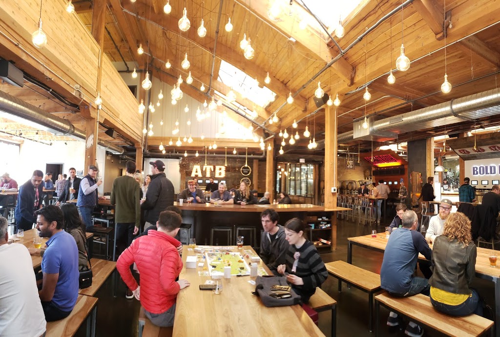 District Brew Yards | restaurant | 417 N Ashland Ave, Chicago, IL 60622, USA | 7732951270 OR +1 773-295-1270