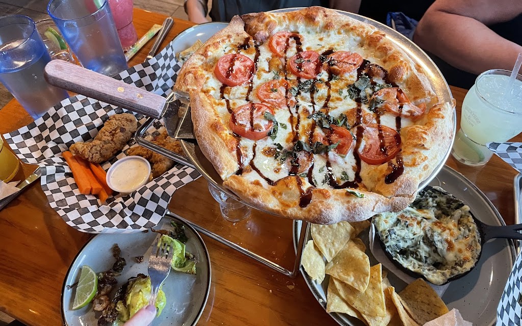 Brickyard Hollow | restaurant | 123 Madison Ave, Skowhegan, ME 04976, USA | 2074749448 OR +1 207-474-9448