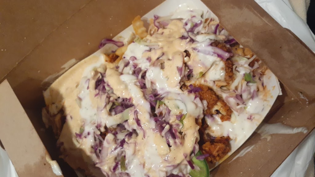 Babas Hot Chicken | restaurant | 5625 California Ave Ste. 200, Bakersfield, CA 93309, USA | 6614044028 OR +1 661-404-4028