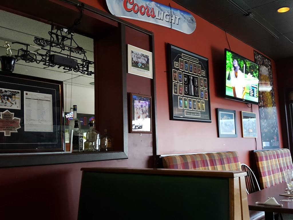 Wahoo Bar & Grill | restaurant | 39 Dundas St E, Trenton, ON K8V 1K6, Canada | 6133925551 OR +1 613-392-5551